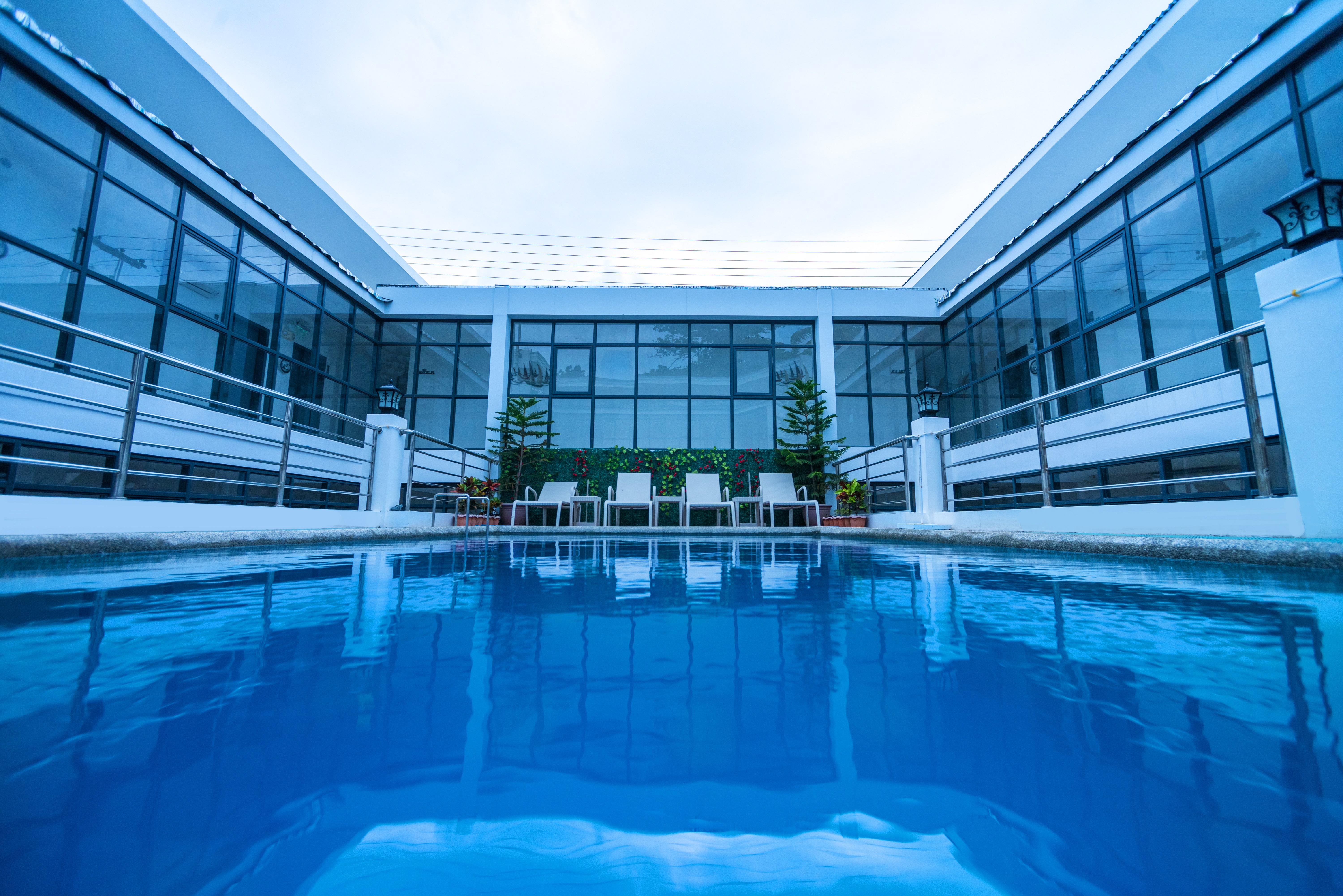 Erus Suites Hotel Boracay Manoc-Manoc Exterior photo
