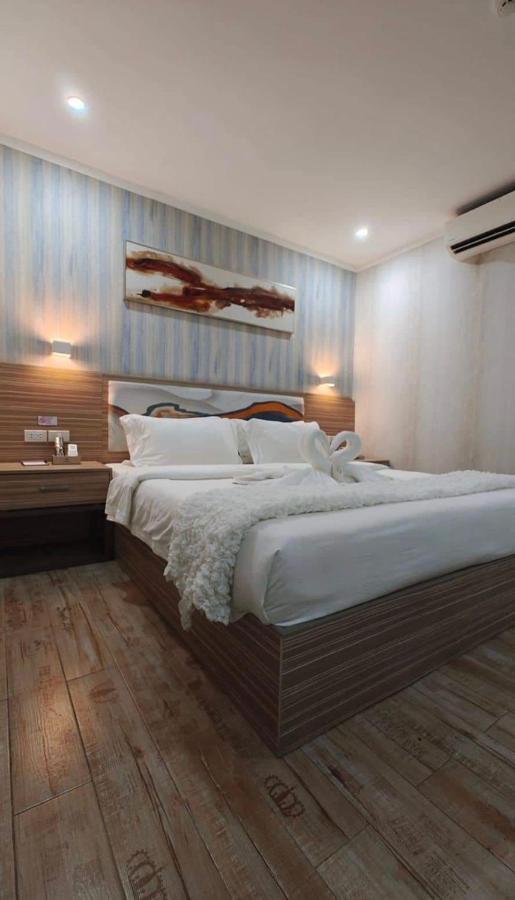 Erus Suites Hotel Boracay Manoc-Manoc Exterior photo