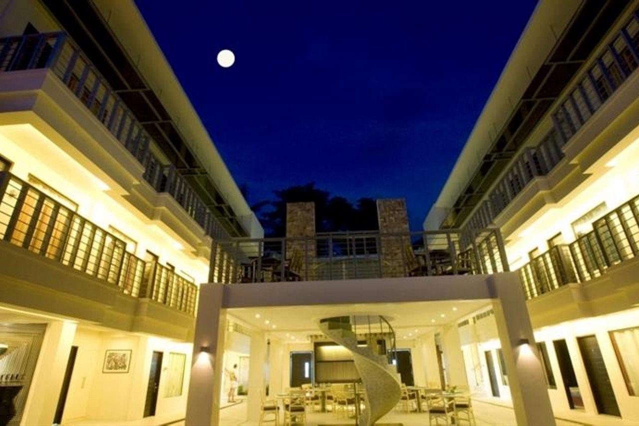 Erus Suites Hotel Boracay Manoc-Manoc Exterior photo